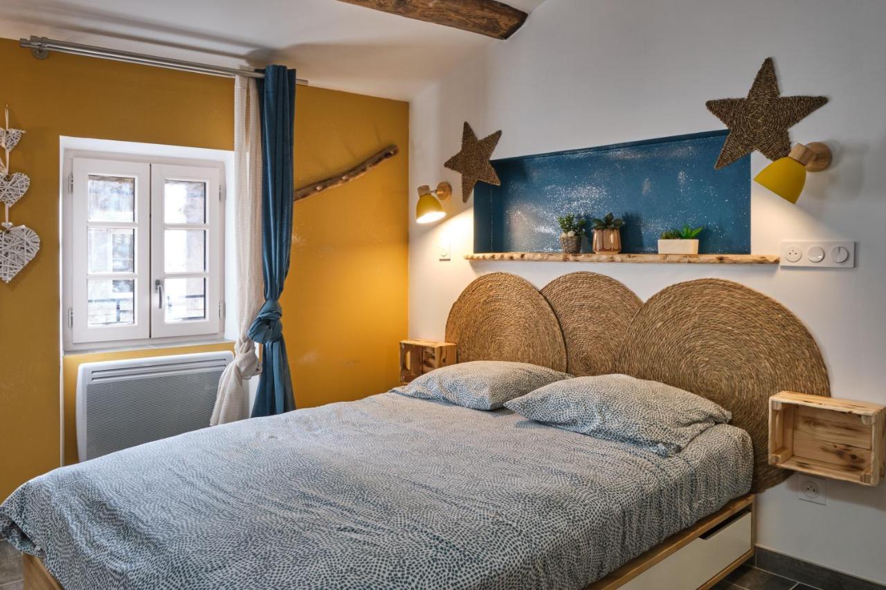 Place Carnot - Studio Tout Equipe Avec Jacuzzi Proche Toutes Commodites Carcassonne Bagian luar foto