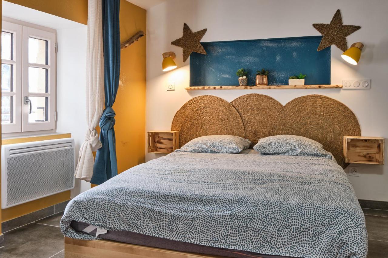 Place Carnot - Studio Tout Equipe Avec Jacuzzi Proche Toutes Commodites Carcassonne Bagian luar foto